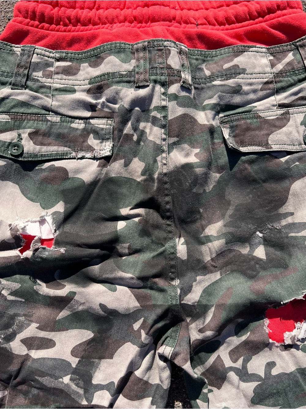 Novocento Novantanove distressed camo layered hybrid shorts - Picture 8 of 12